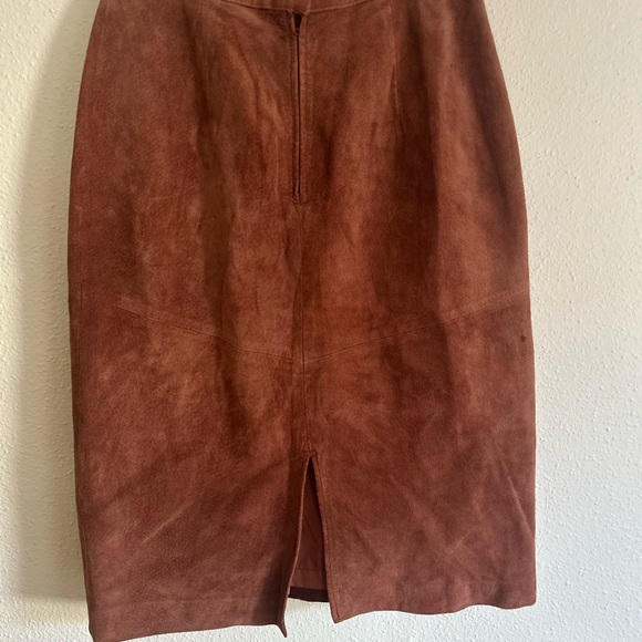 90s Vintage Evan Davies Suede Pencil Skirt - Picture 2 of 4